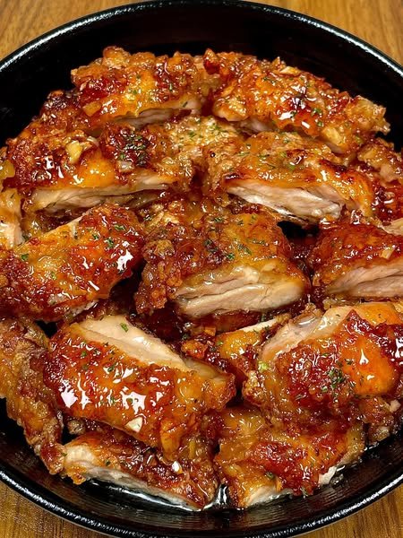 Honey Glazed Chicken – Sweet, Juicy, and Easy Homemade Recipe